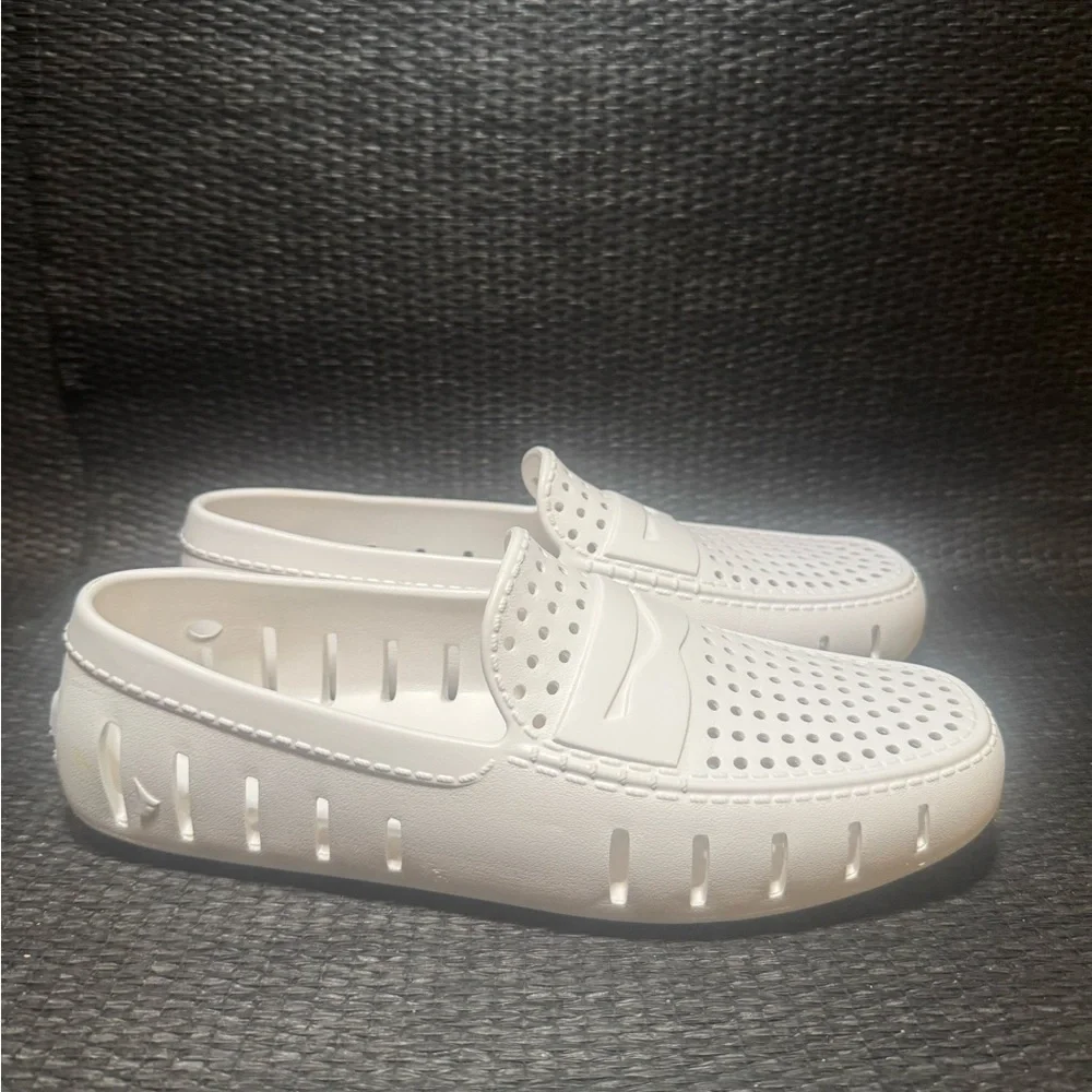 Floafers Country Club Foam Shoes
